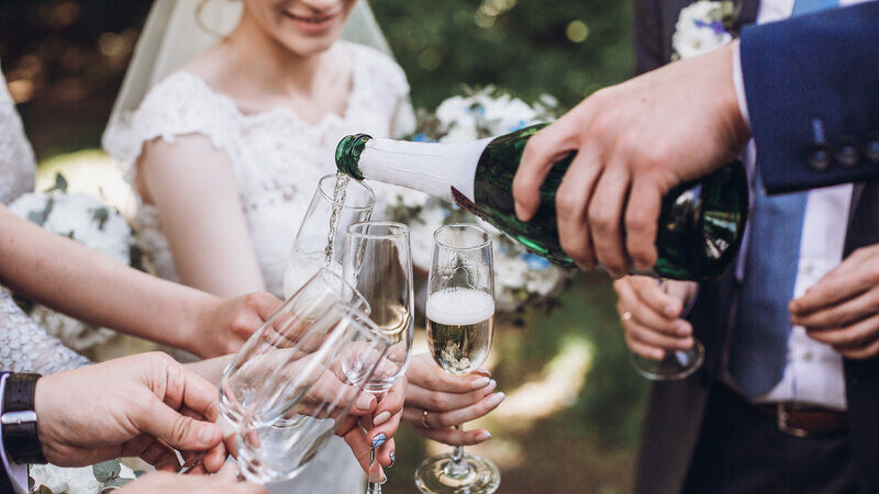 How to get married in the UK